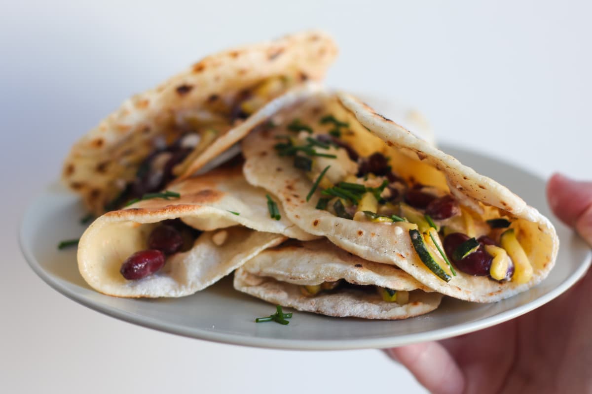 Warme und gefüllte Wraps